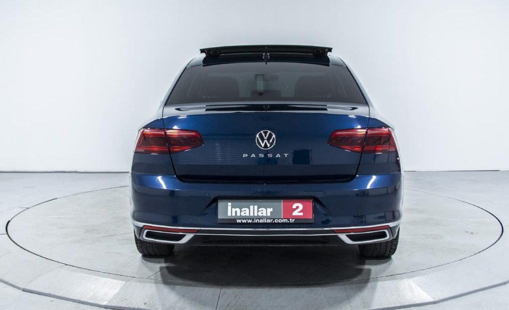 Volkswagen Passat 1.5 Elegance - Fotoğraf 2