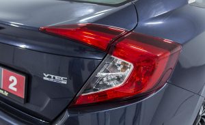 Honda Civic 1.5 Executive Plus - Fotoğraf 3