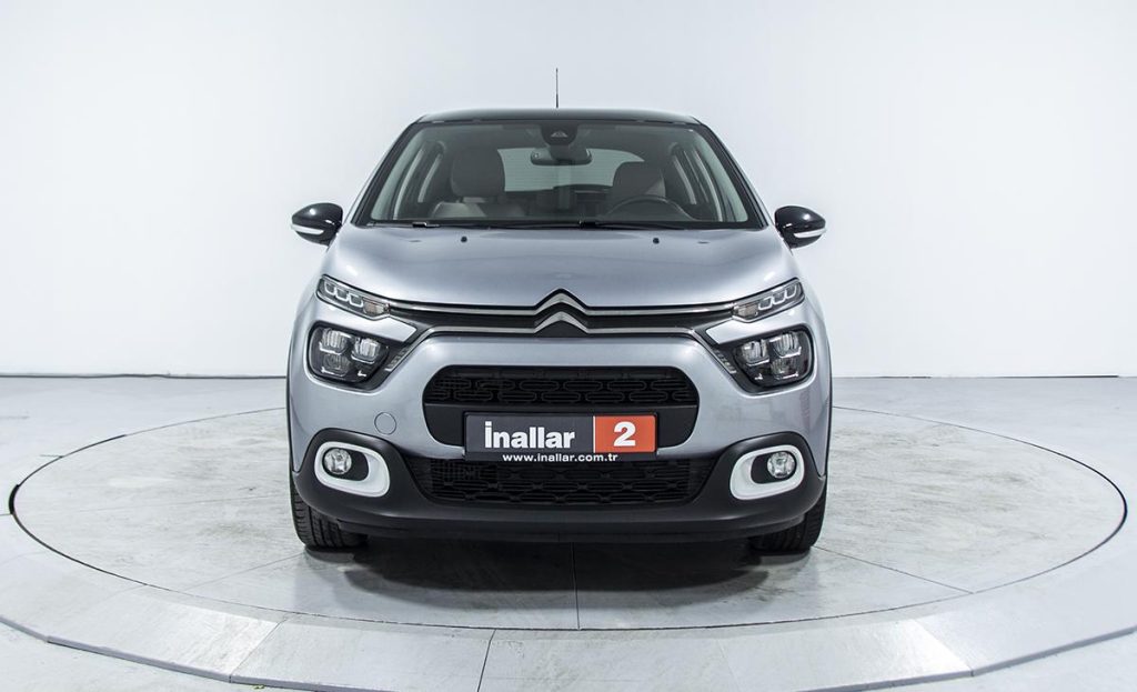 Citroën C3 1.2 Shine - Fotoğraf 1
