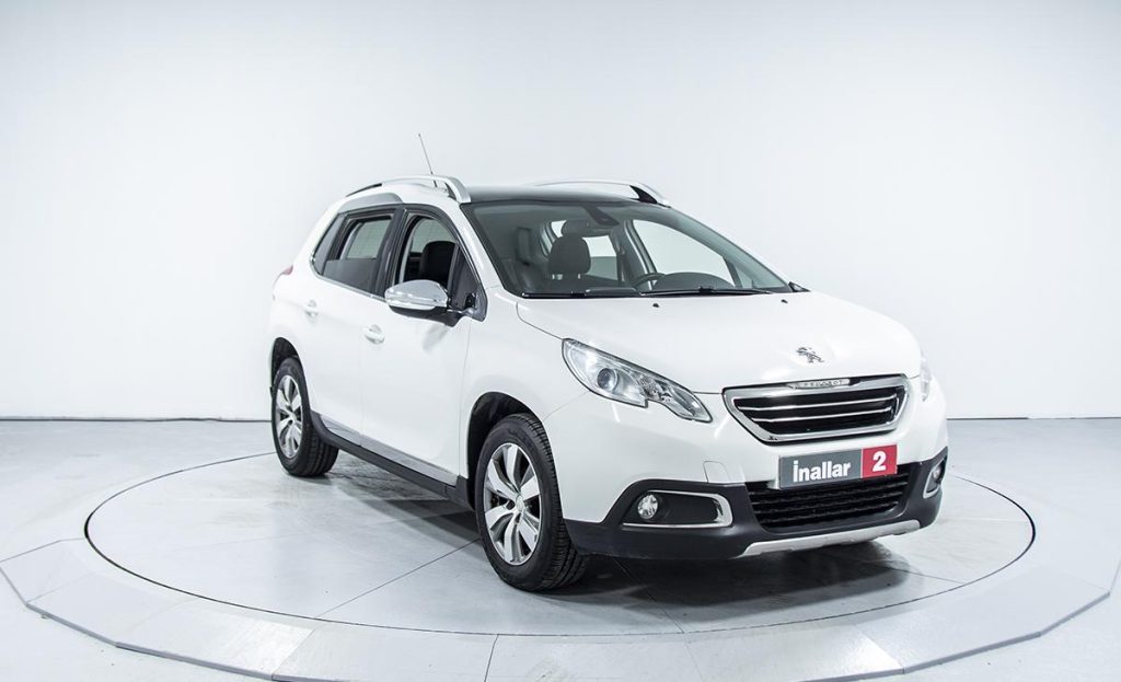 Peugeot 2008 1.6 Allure - Fotoğraf 4