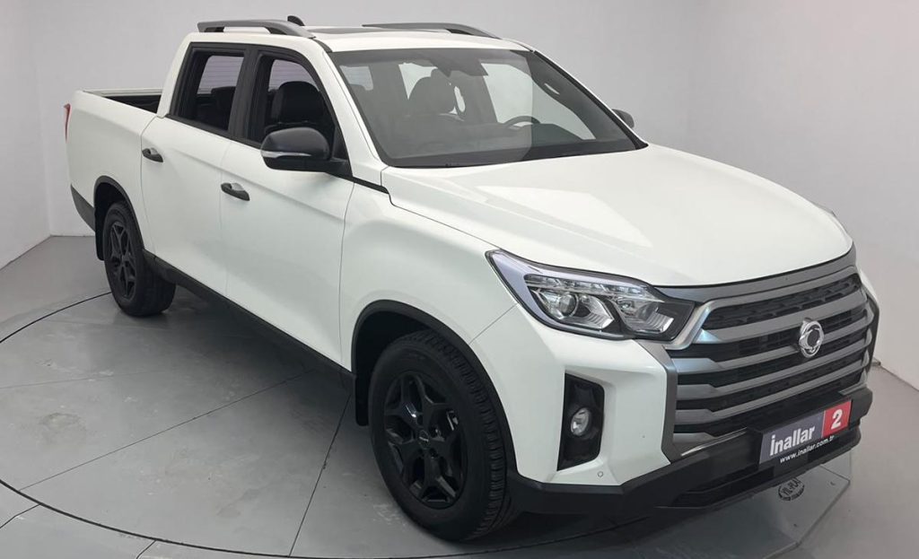 Ssangyong Musso 2.2 Platinum Plus - Fotoğraf 3
