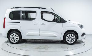 Opel Combo 1.5 Ultimate - Fotoğraf 5