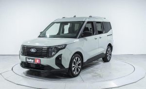 Ford Tourneo Courier Titanium - Fotoğraf 4