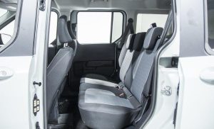 Ford Tourneo Courier Titanium - Fotoğraf 11