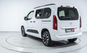 Opel Combo 1.5 Ultimate - Fotoğraf 8