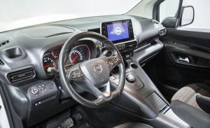 Opel Combo 1.5 Ultimate - Fotoğraf 10
