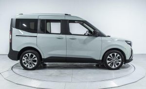 Ford Tourneo Courier Titanium - Fotoğraf 5