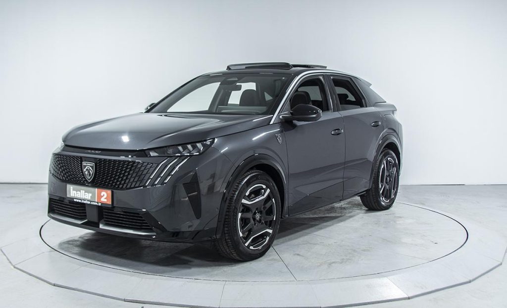 Peugeot e-3008 Gt - Fotoğraf 4