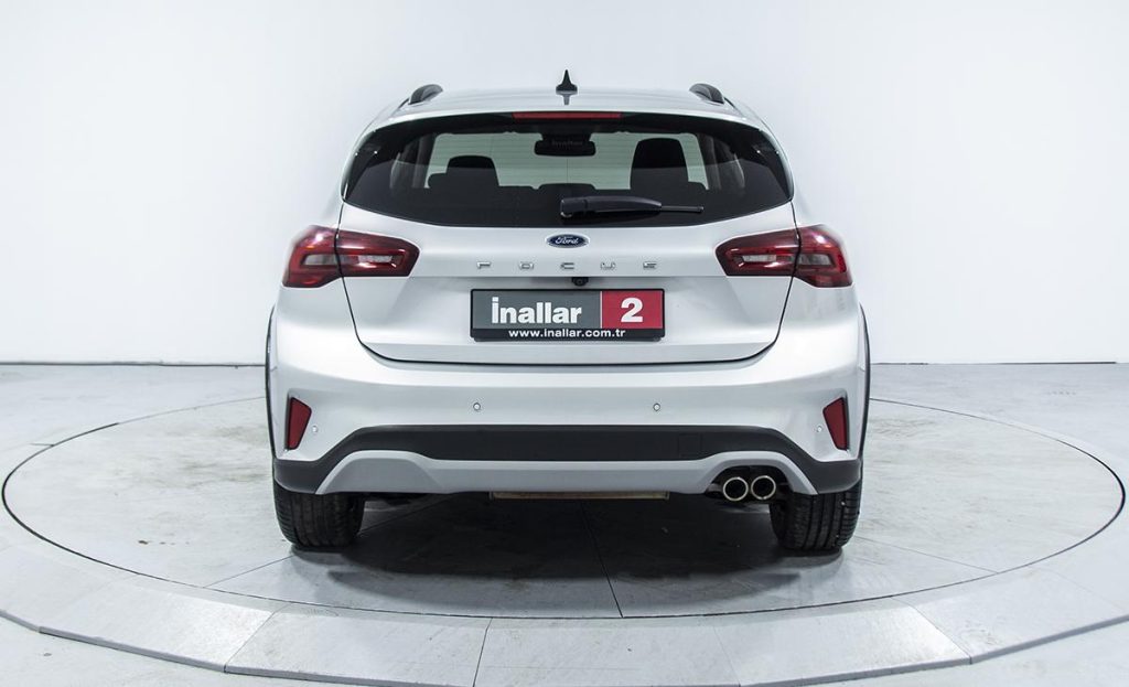 Ford Focus 1.5 Active - Fotoğraf 2