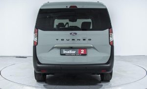 Ford Tourneo Courier Titanium - Fotoğraf 2