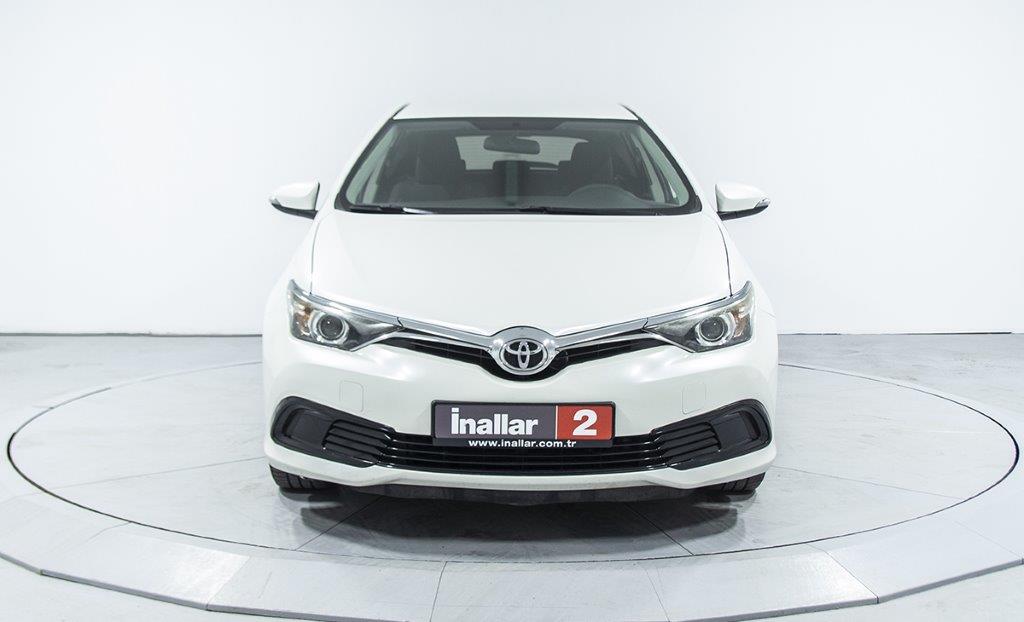 Toyota Auris 1.3 Life - Fotoğraf 1