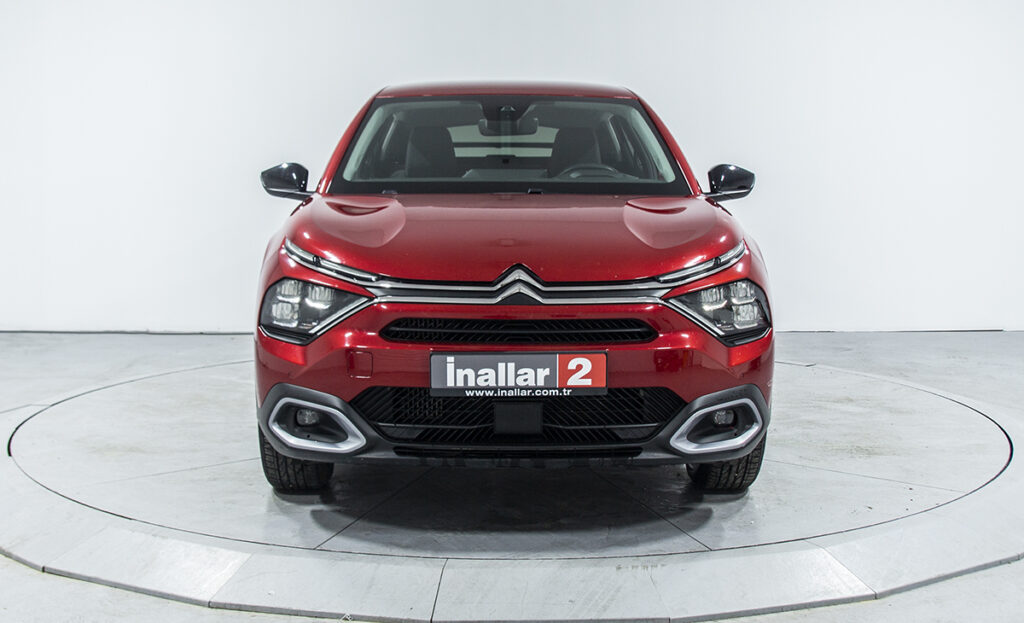 Citroën C4 1.2 Shine - Fotoğraf 1